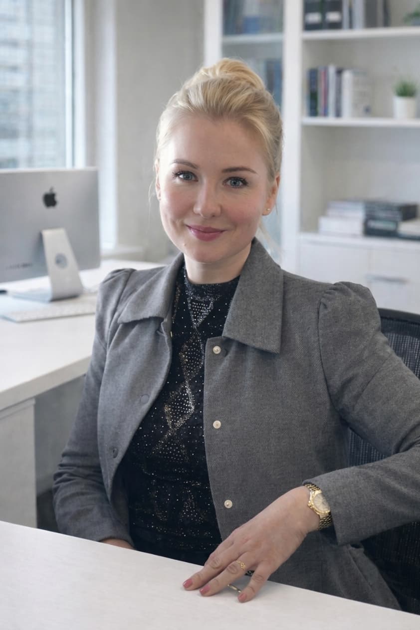 Vera Grigoryeva - Russian Lawer In Spain